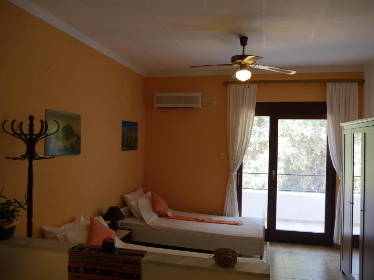Helios-Rhodos-Apartments Koskinou  Exterior photo
